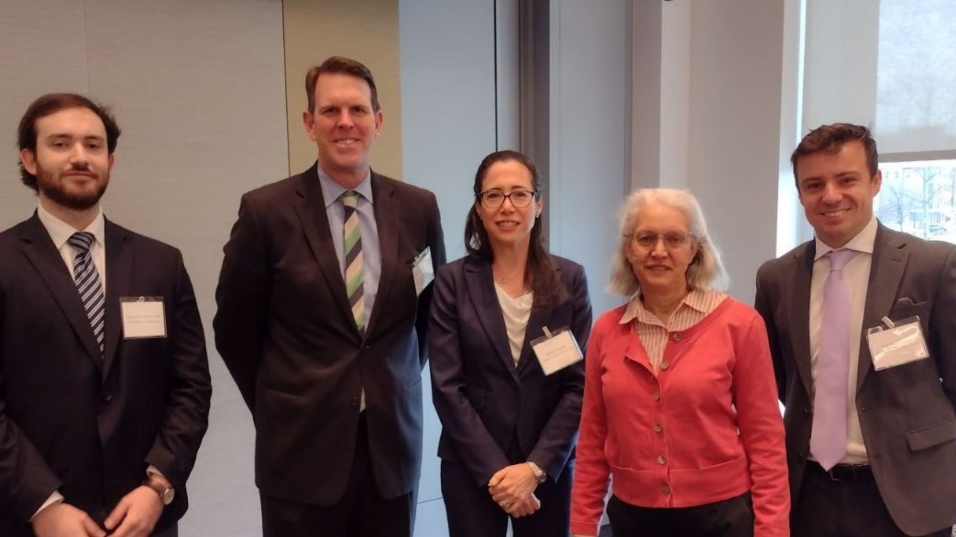 Picture of UMD Faculty and Students with Mallory Stewart